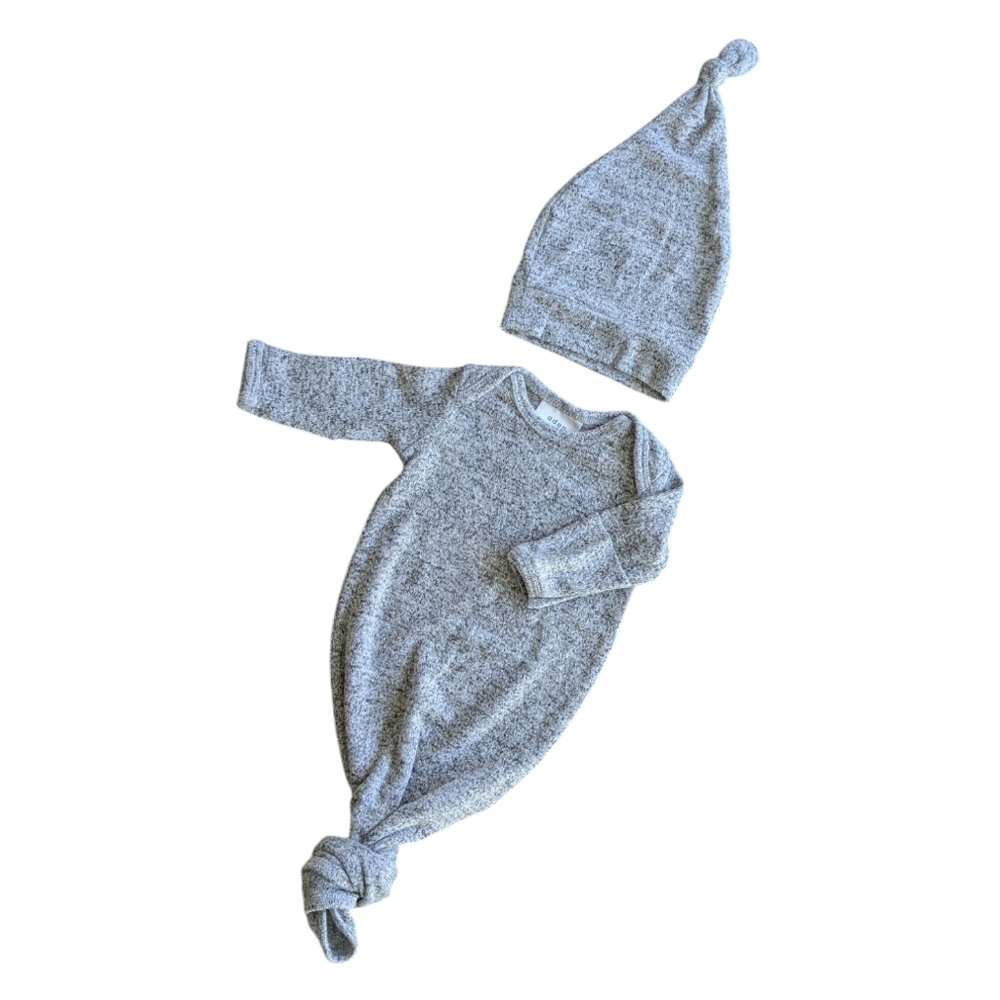 aden + anais Comfort Knit Gown + Hat set